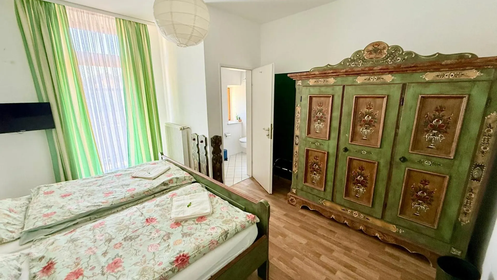 Pension Casa Tempora Múnich