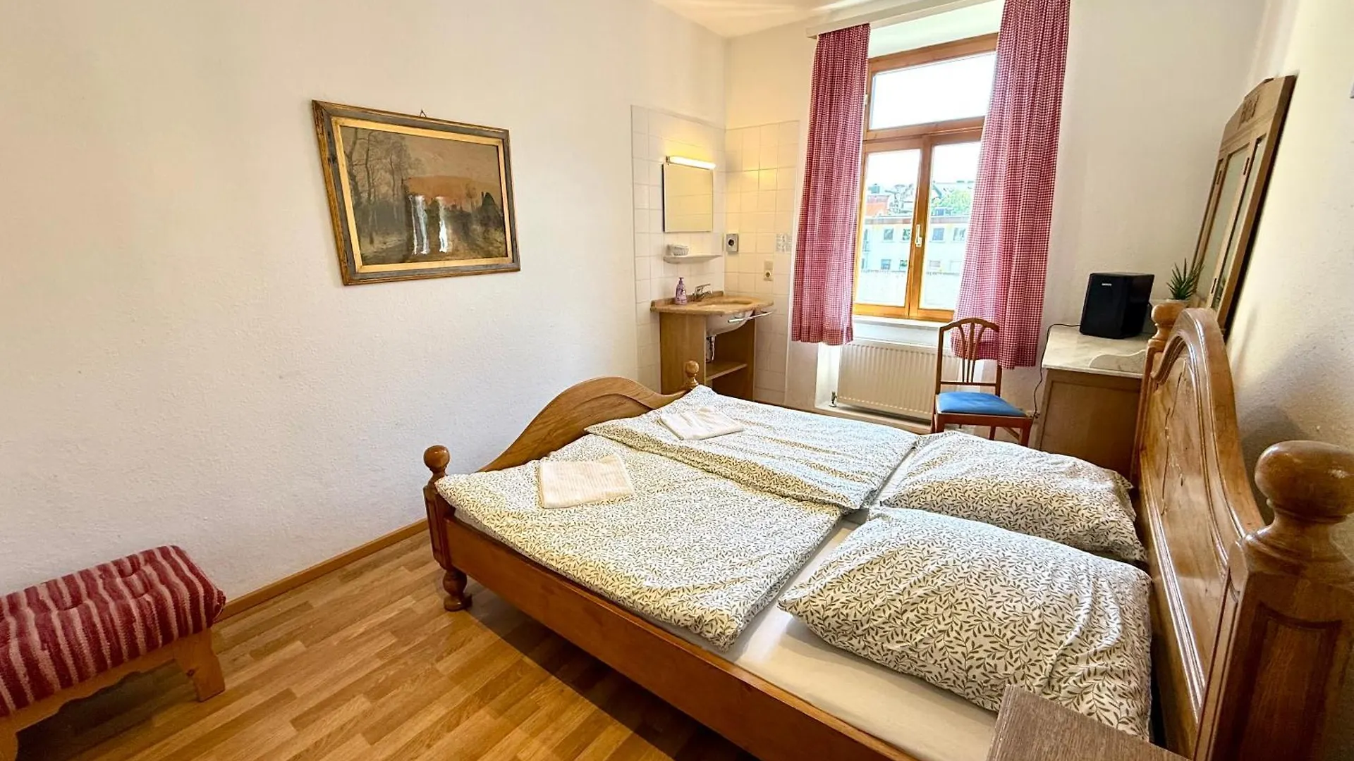 Pension Casa Tempora Múnich 0*,