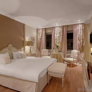Koenigshof Hotel